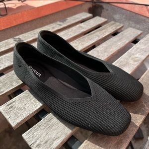 Black Vivaia square toe flats size 41 women’s 9.5 US